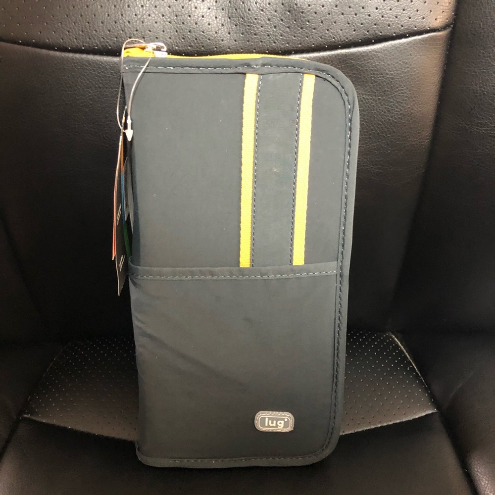 Lug Scout Travel Wallet